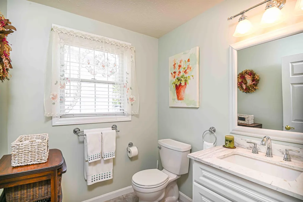 109 Windflower Drive Manchester NH 03109