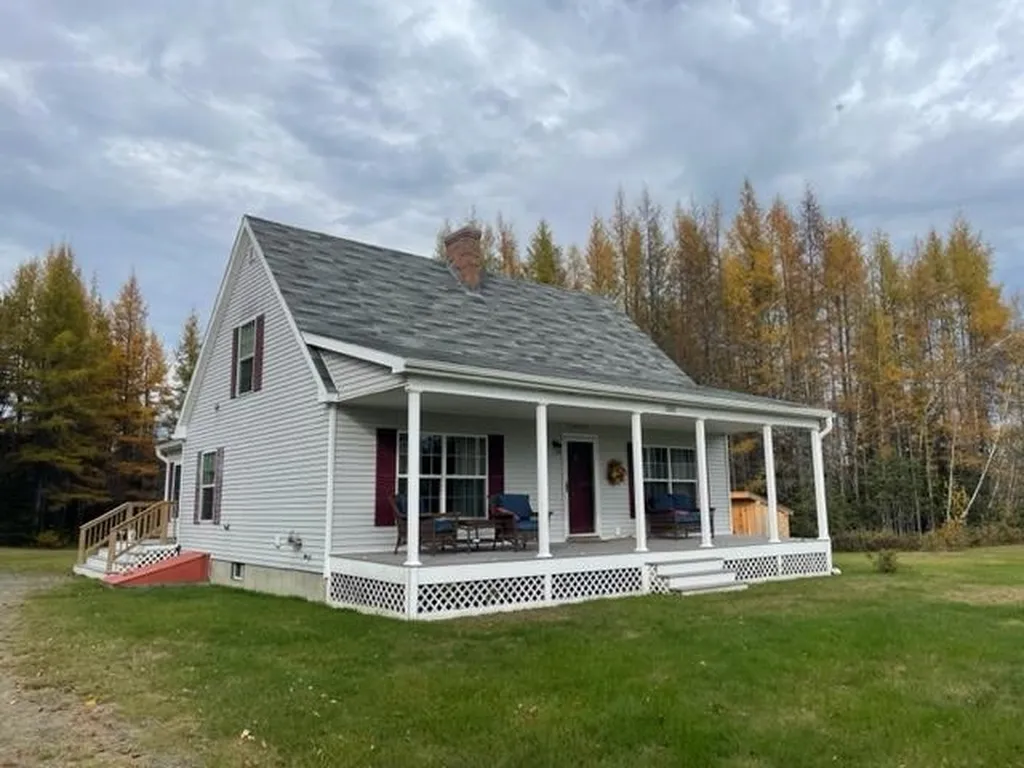 1265 Nh Route 16 Dummer NH 03588