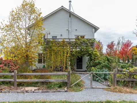 12 North Street Bristol VT 05443