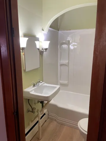 16 Proctor Street Nashua NH 03060