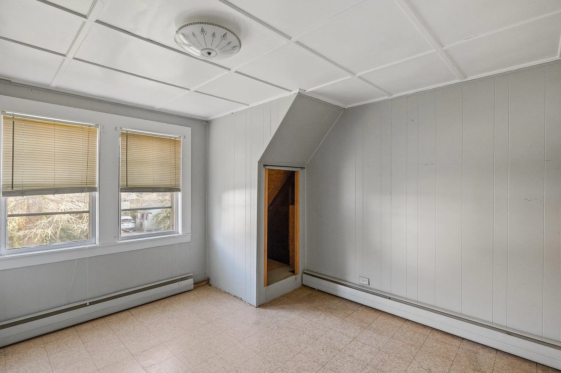 408 Elm Street Laconia NH 03246