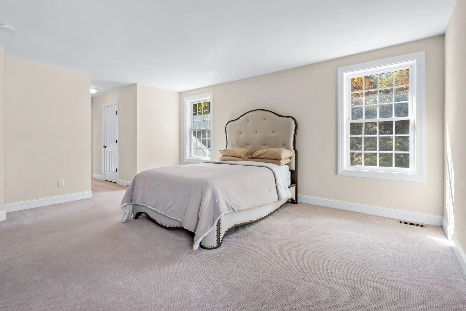 143 Brookview Drive Hooksett NH 03106