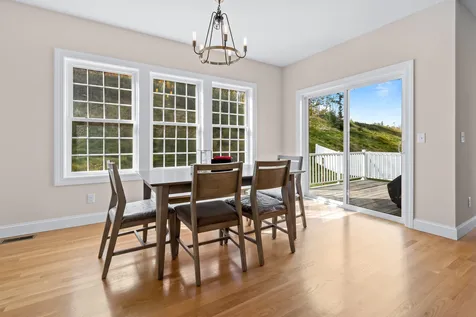143 Brookview Drive Hooksett NH 03106