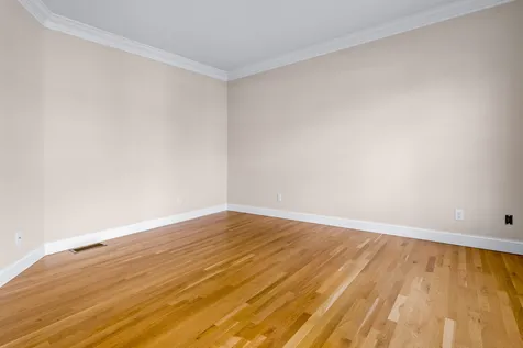 143 Brookview Drive Hooksett NH 03106