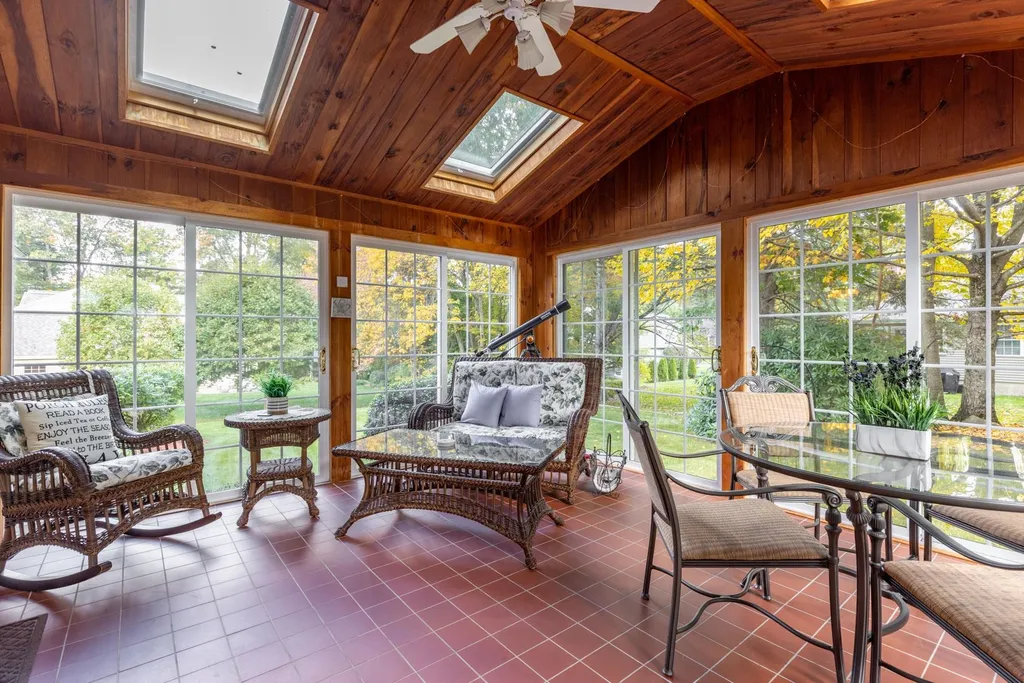 22 Saint Cyr Drive Hampton NH 03862