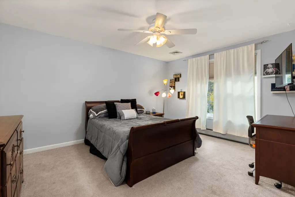 22 Saint Cyr Drive Hampton NH 03862