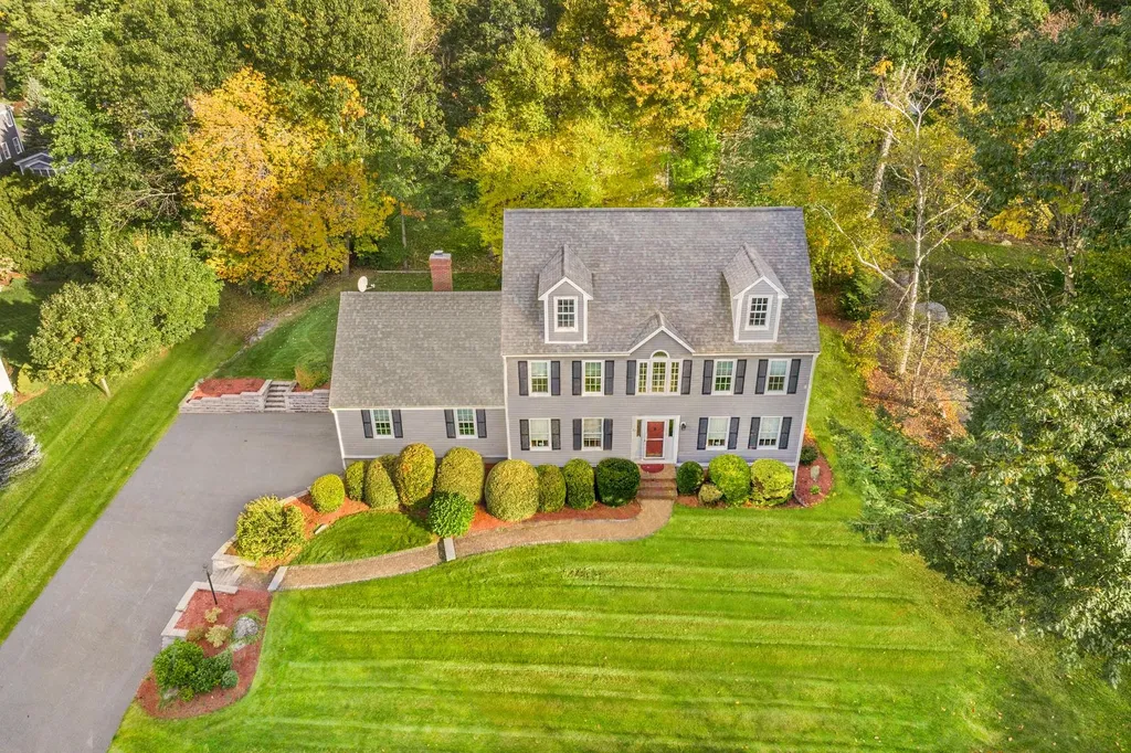 22 Saint Cyr Drive Hampton NH 03862