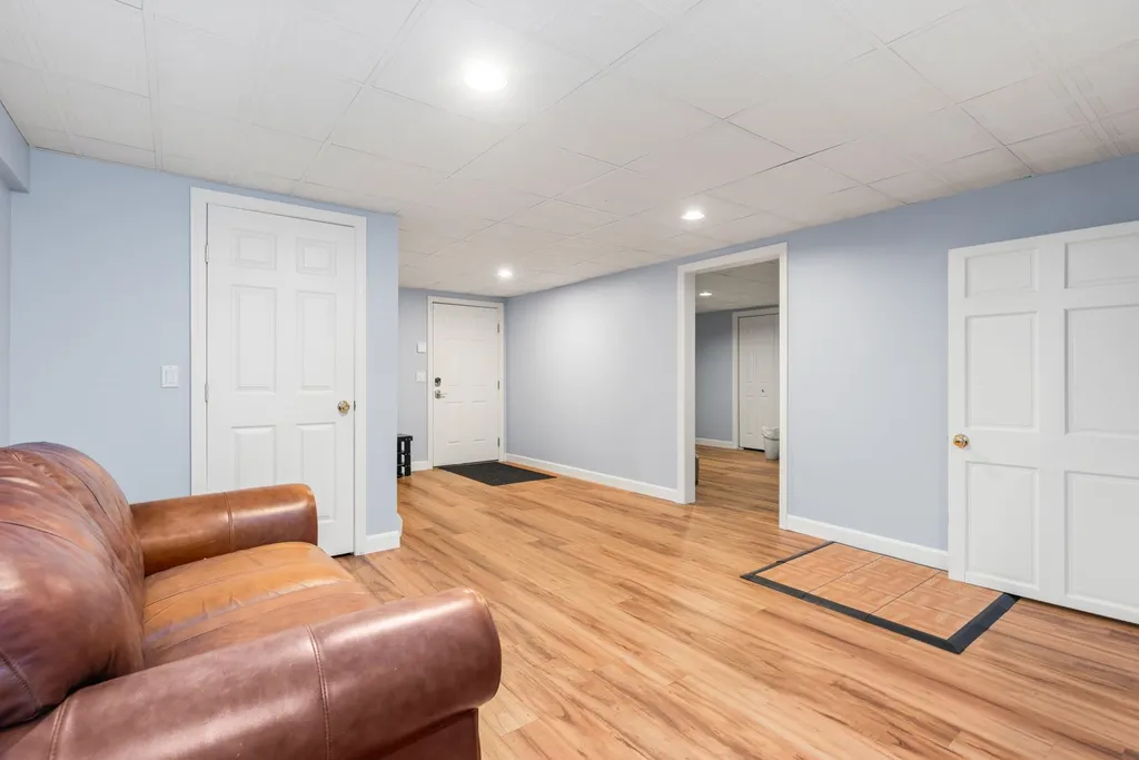 22 Saint Cyr Drive Hampton NH 03862