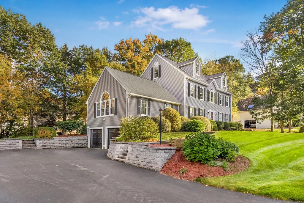 22 Saint Cyr Drive Hampton NH 03862