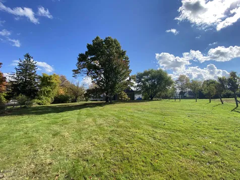 8 Silver Lake Road Hollis NH 03049