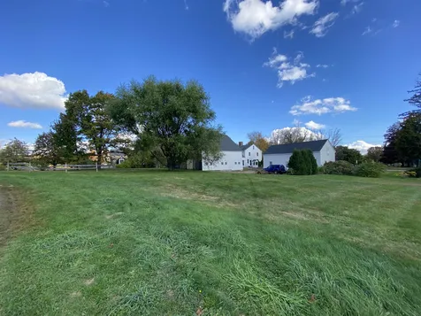 8 Silver Lake Road Hollis NH 03049