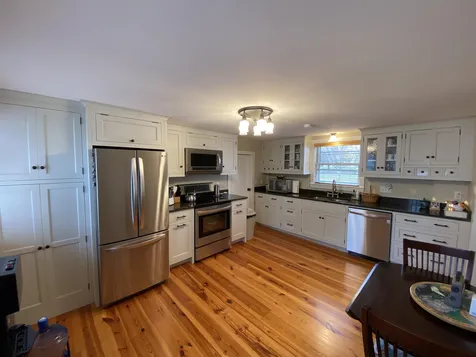 8 Silver Lake Road Hollis NH 03049