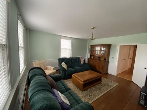 8 Silver Lake Road Hollis NH 03049