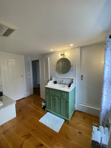 8 Silver Lake Road Hollis NH 03049
