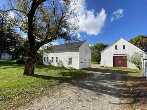 8 Silver Lake Road Hollis NH 03049