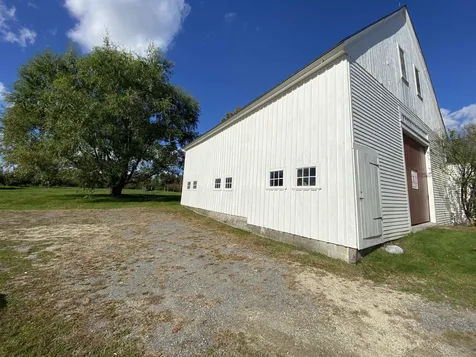 8 Silver Lake Road Hollis NH 03049