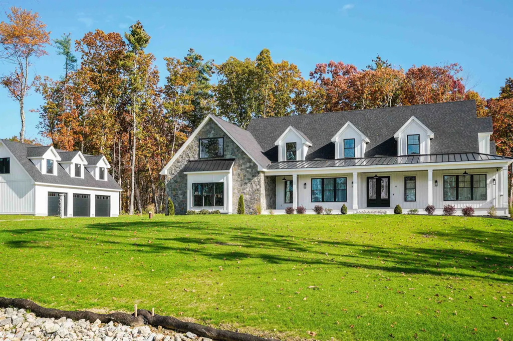 10 Hobart Lane Hollis NH 03049