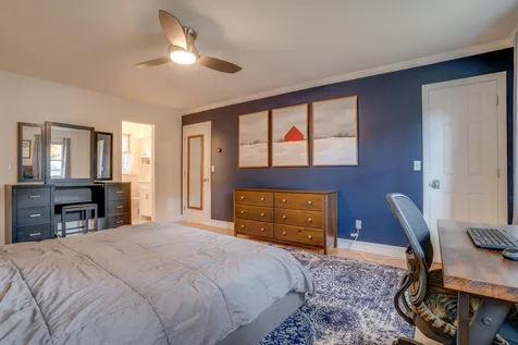 33 Hillside Circle Essex VT 05452