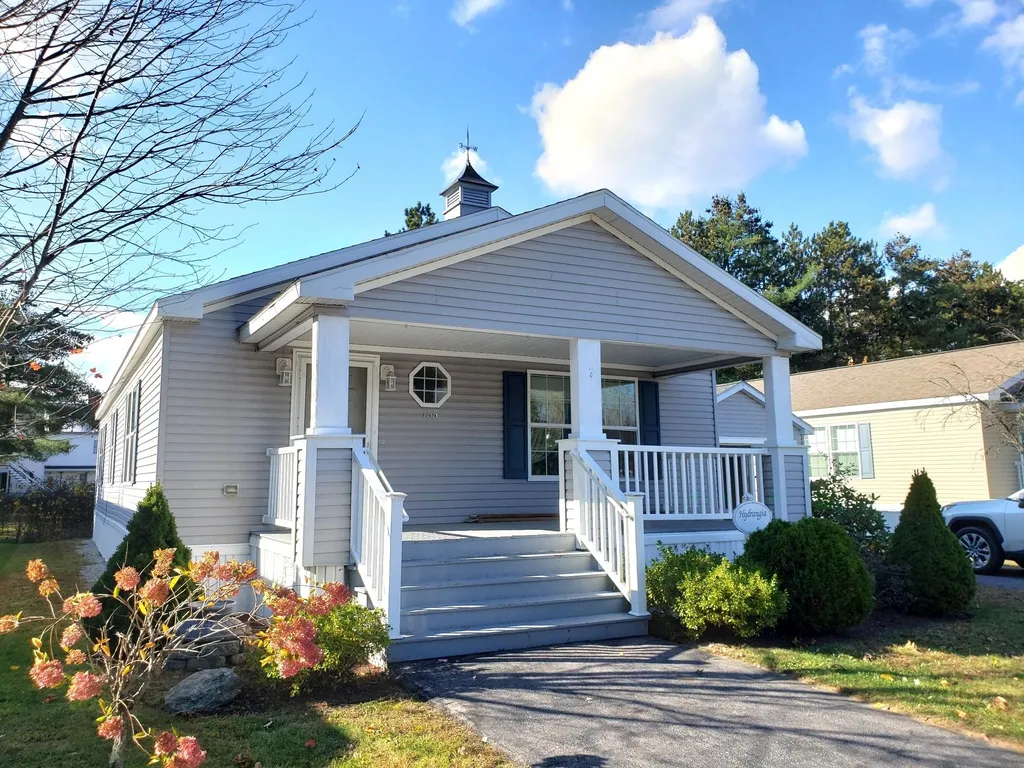 155 Thistle Way Manchester NH 03109