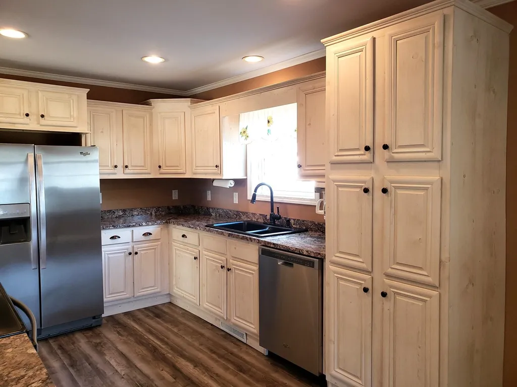 155 Thistle Way Manchester NH 03109