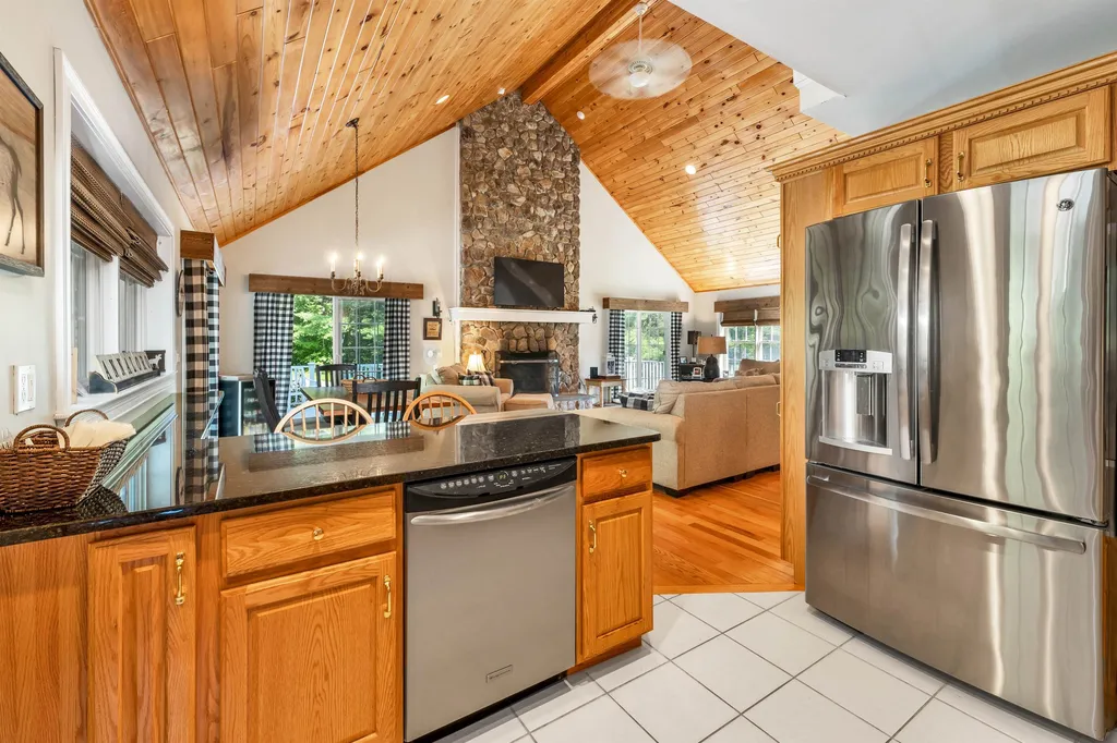 47 Winterhaven Road Wolfeboro NH 03894