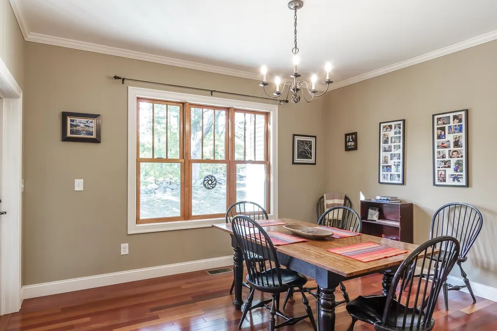 102 Fieldstone Road Hopkinton NH 03229