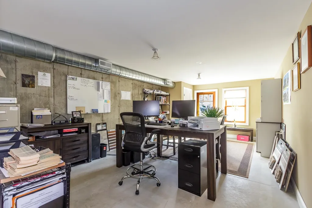 102 Fieldstone Road Hopkinton NH 03229