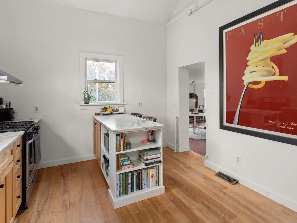 486 Falls Road Shelburne VT 05482