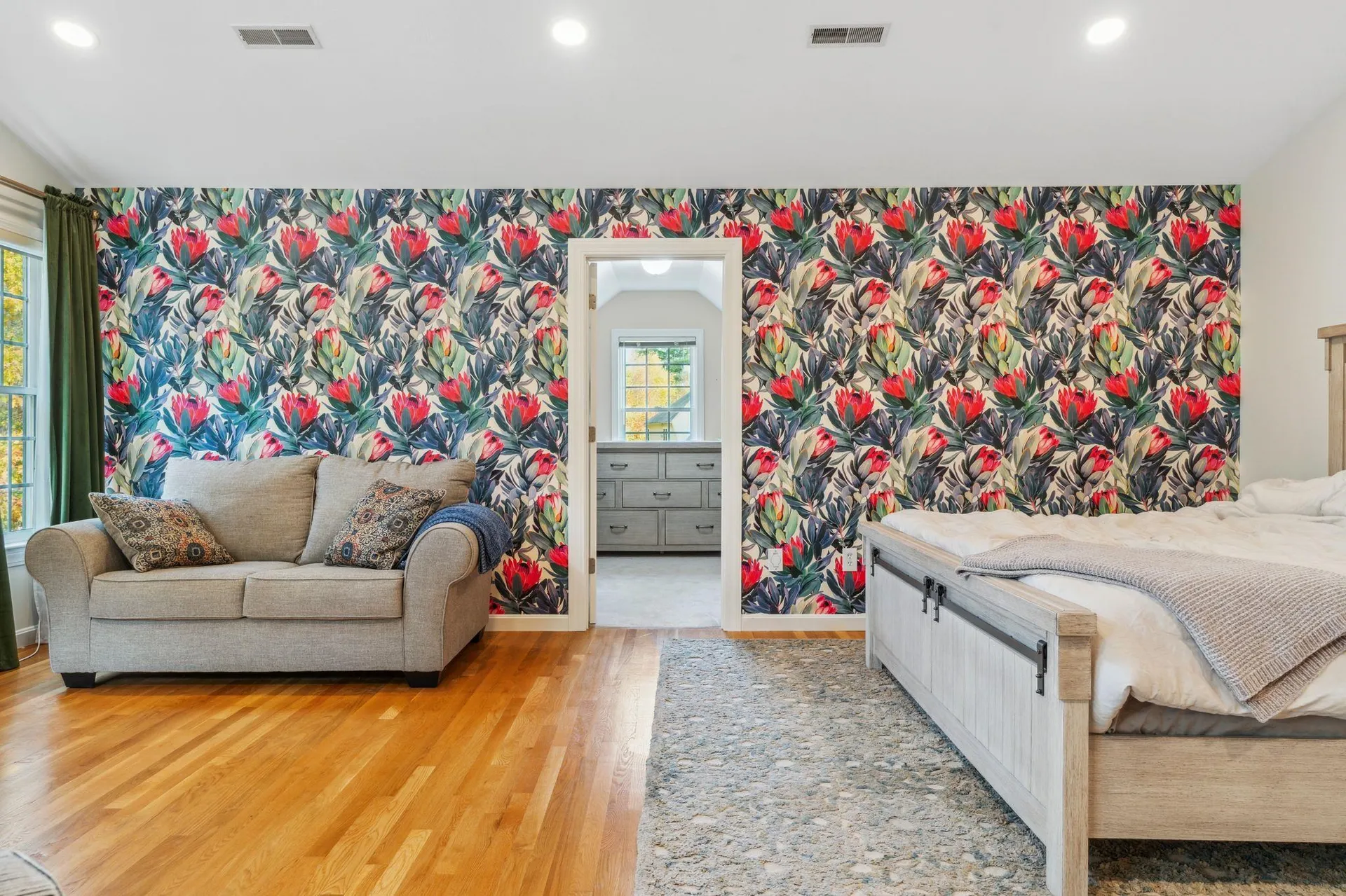 18 Millstone Terrace Bedford NH 03110