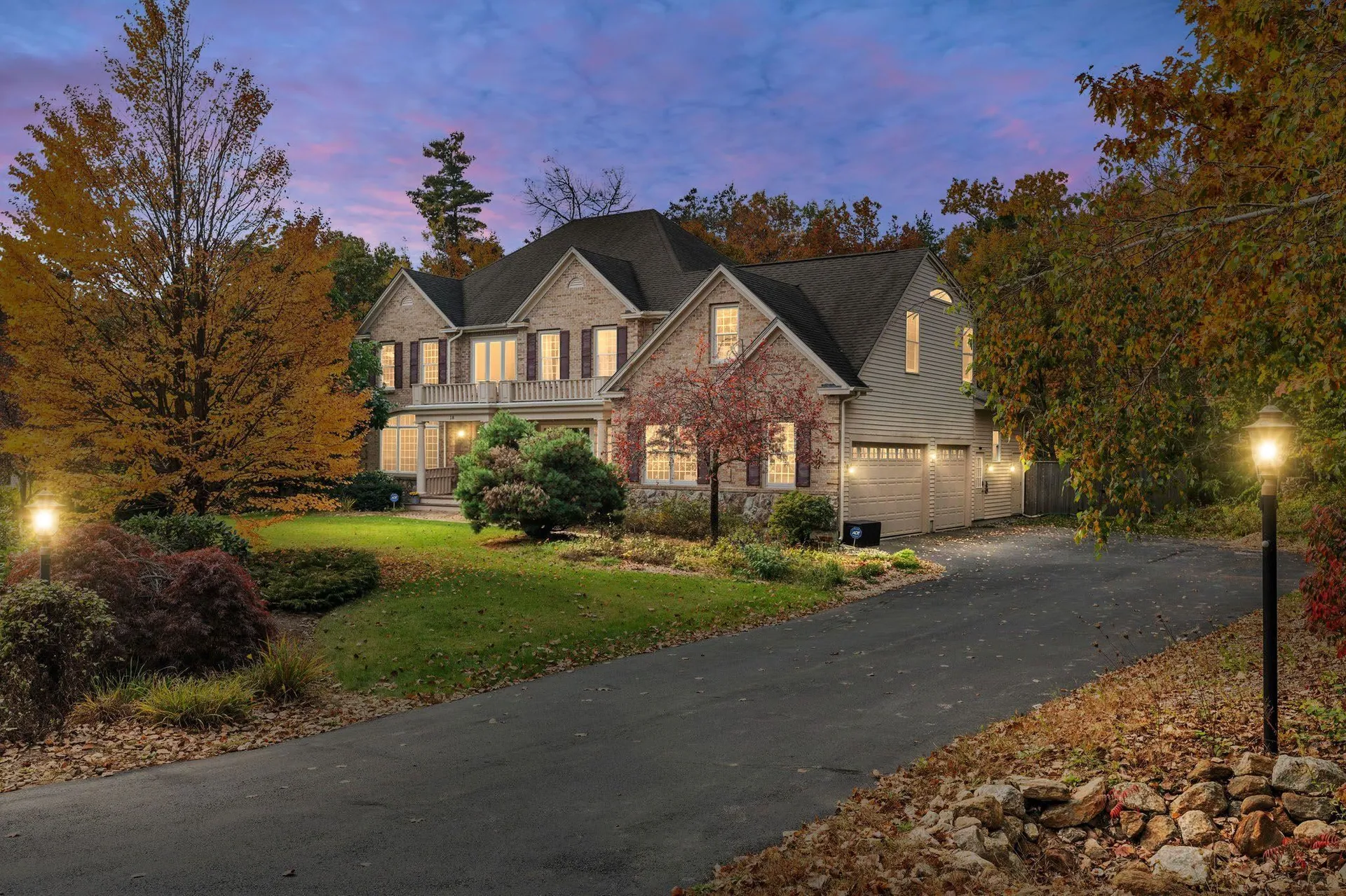 18 Millstone Terrace Bedford NH 03110