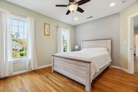 18 Millstone Terrace Bedford NH 03110