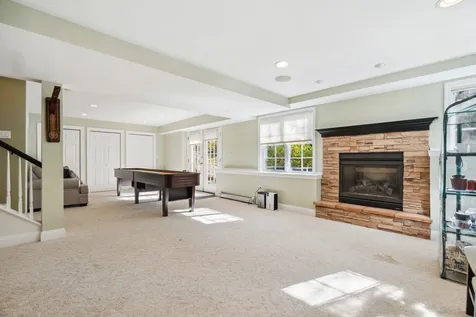 18 Millstone Terrace Bedford NH 03110