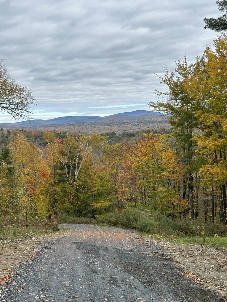 1179 Nh Route 25a Orford NH 03777