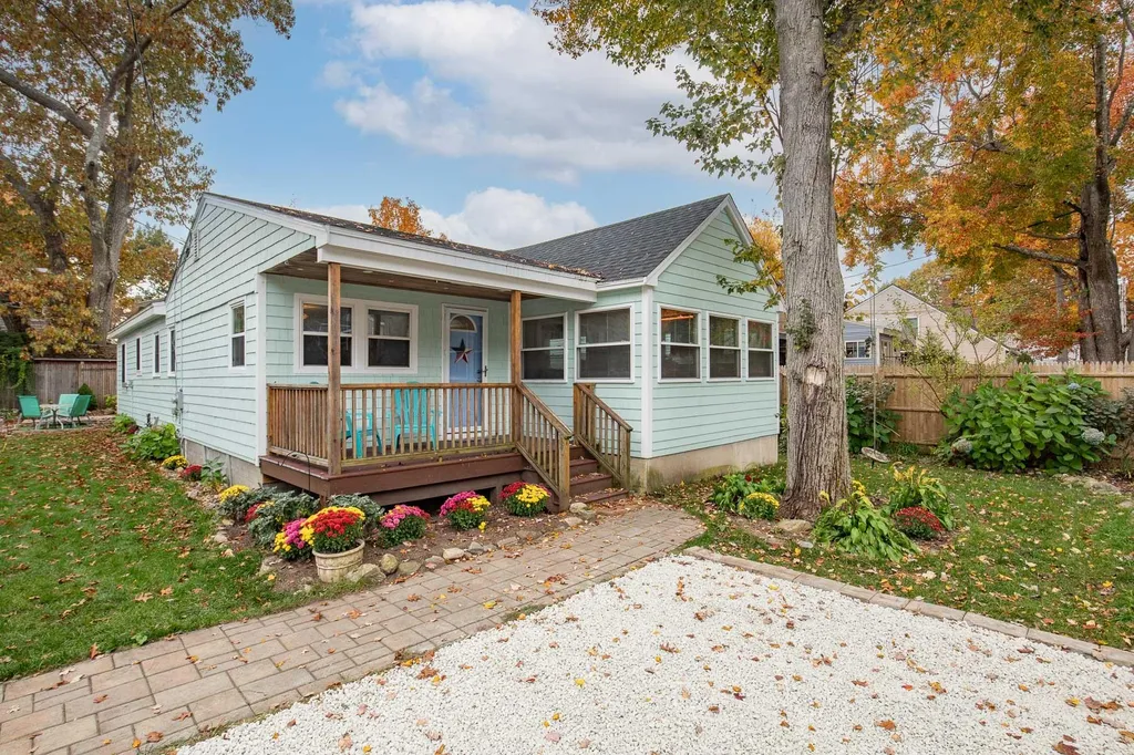 7 Hemlock Street Hampton NH 03842
