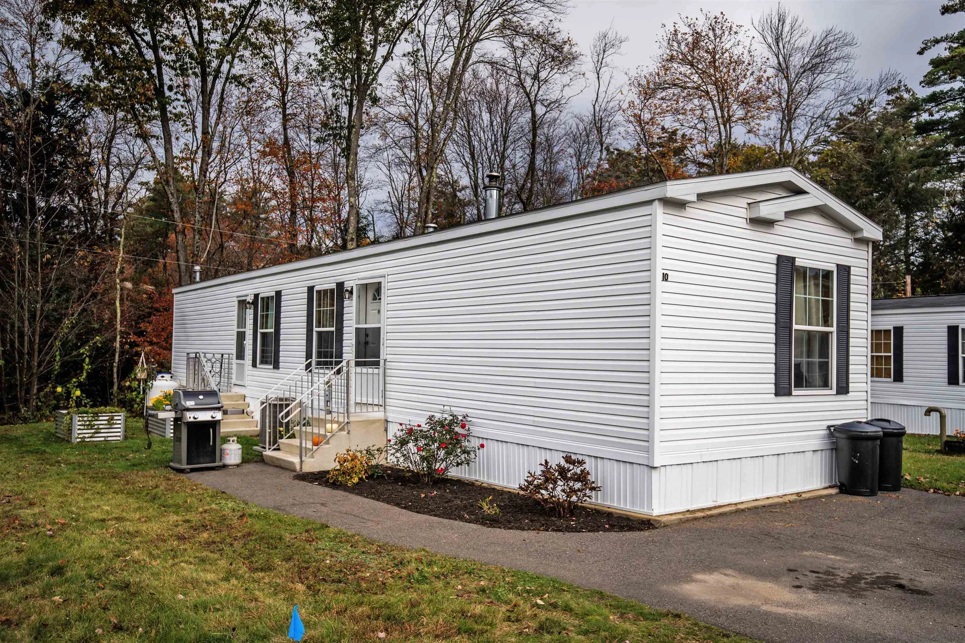 10 Balsam Place Derry NH 03038