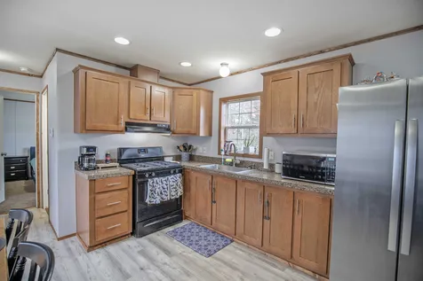 10 Balsam Place Derry NH 03038
