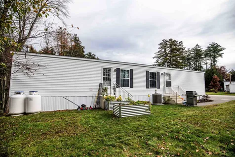 10 Balsam Place Derry NH 03038