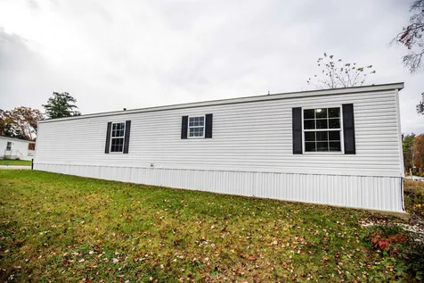 10 Balsam Place Derry NH 03038
