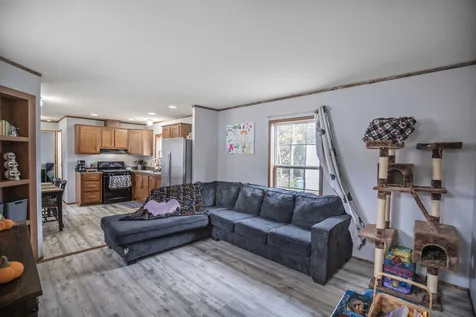 10 Balsam Place Derry NH 03038