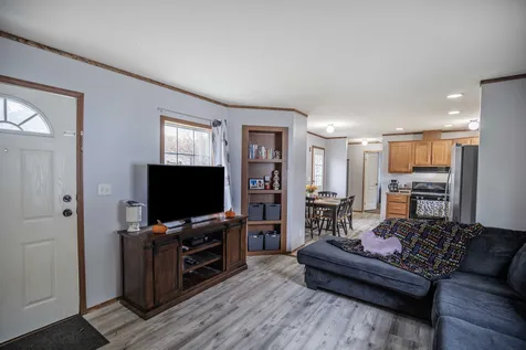 10 Balsam Place Derry NH 03038