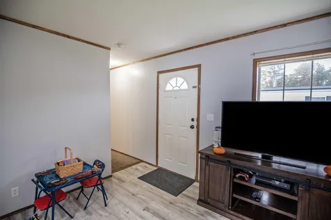 10 Balsam Place Derry NH 03038