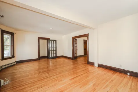 329 Myrtle Street Manchester NH 03104