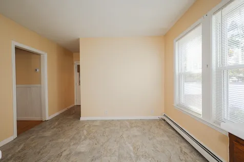 329 Myrtle Street Manchester NH 03104