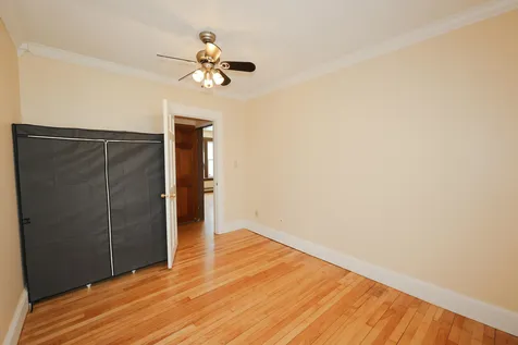 329 Myrtle Street Manchester NH 03104