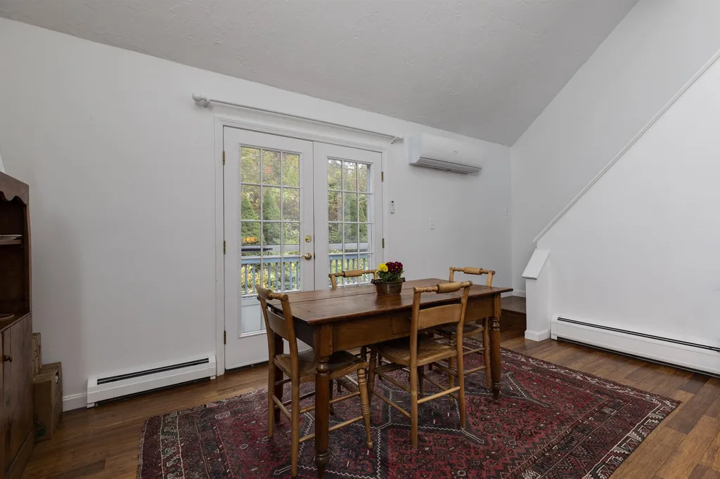 6 Oak Ridge Road Lebanon NH 03784
