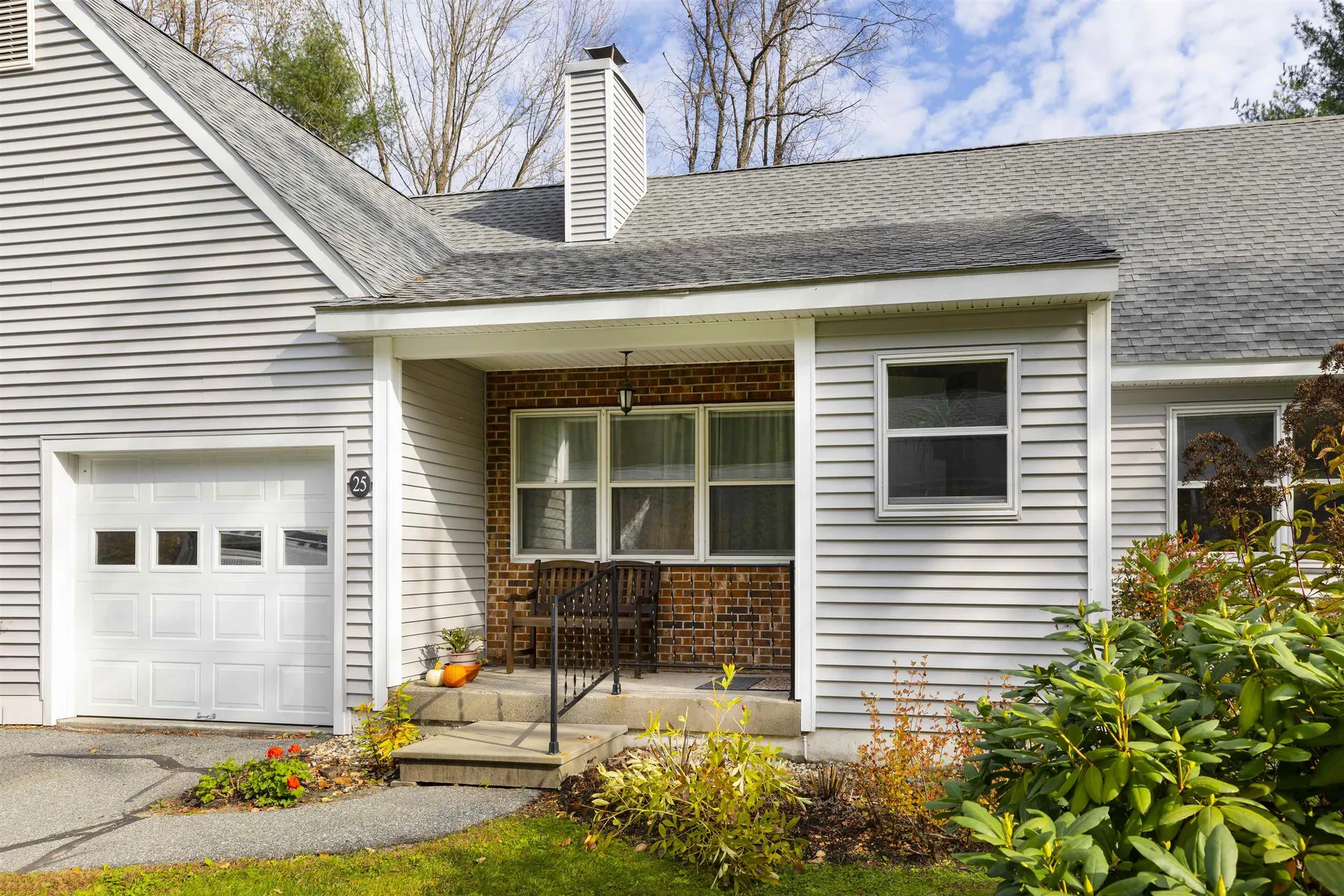 6 Oak Ridge Road Lebanon NH 03784