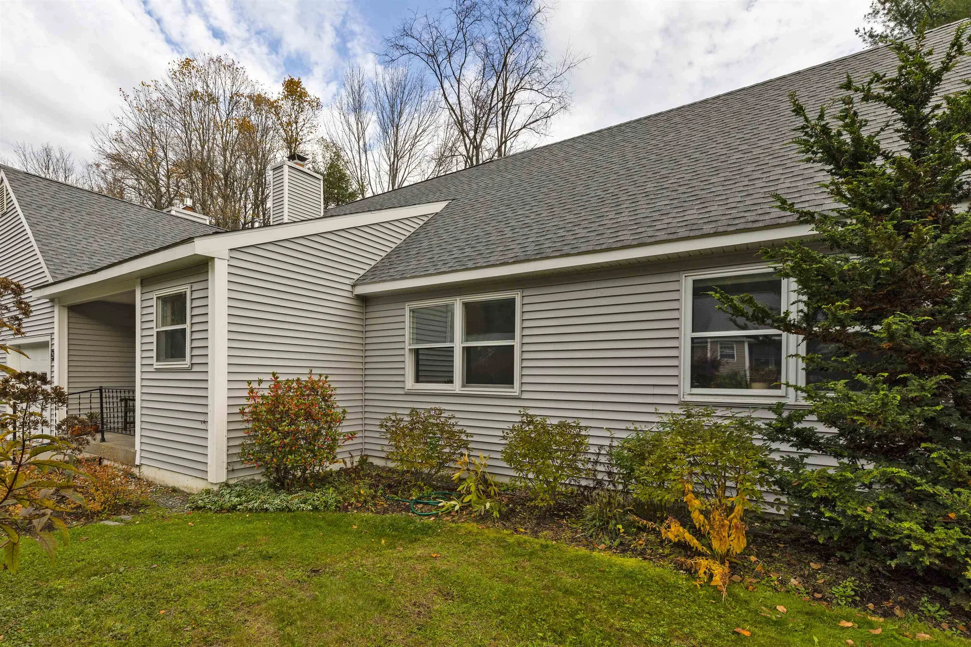 6 Oak Ridge Road Lebanon NH 03784