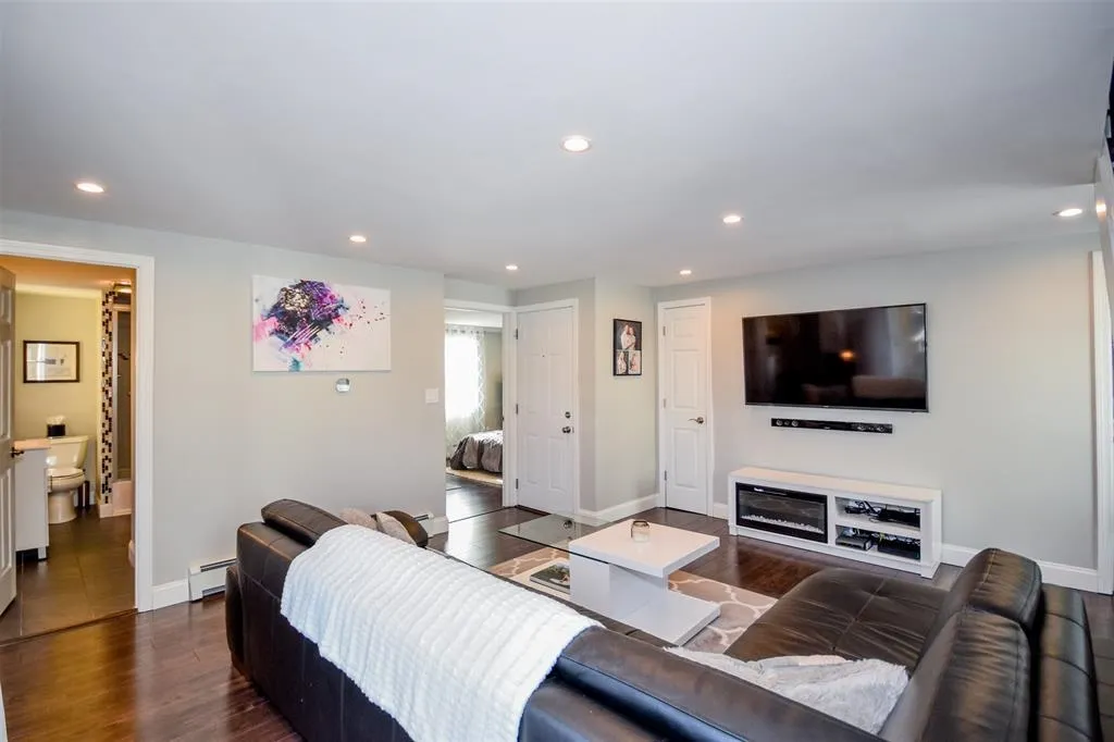 87 Union Street Portsmouth NH 03801