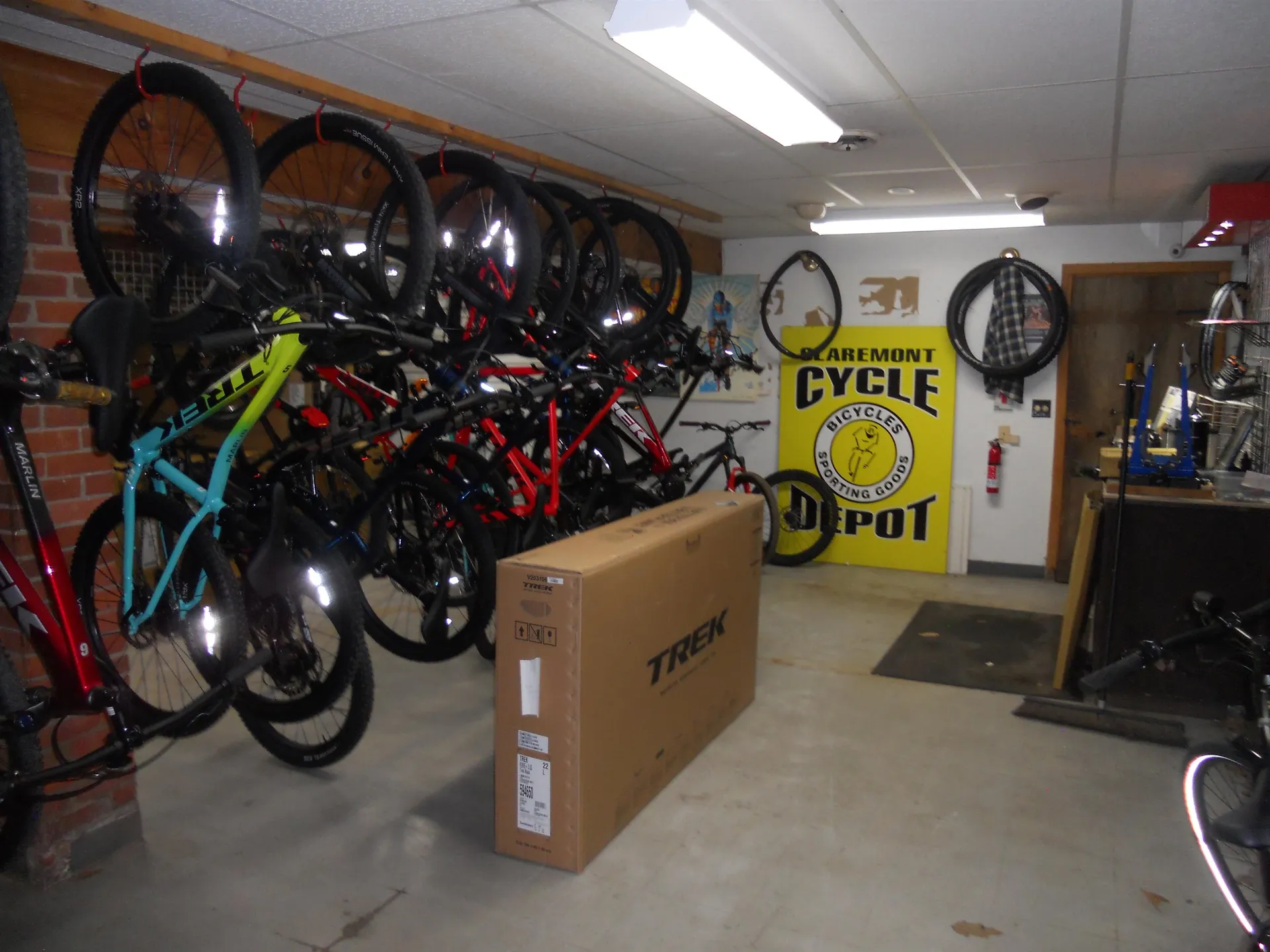 12 Plains Road Claremont NH 03743