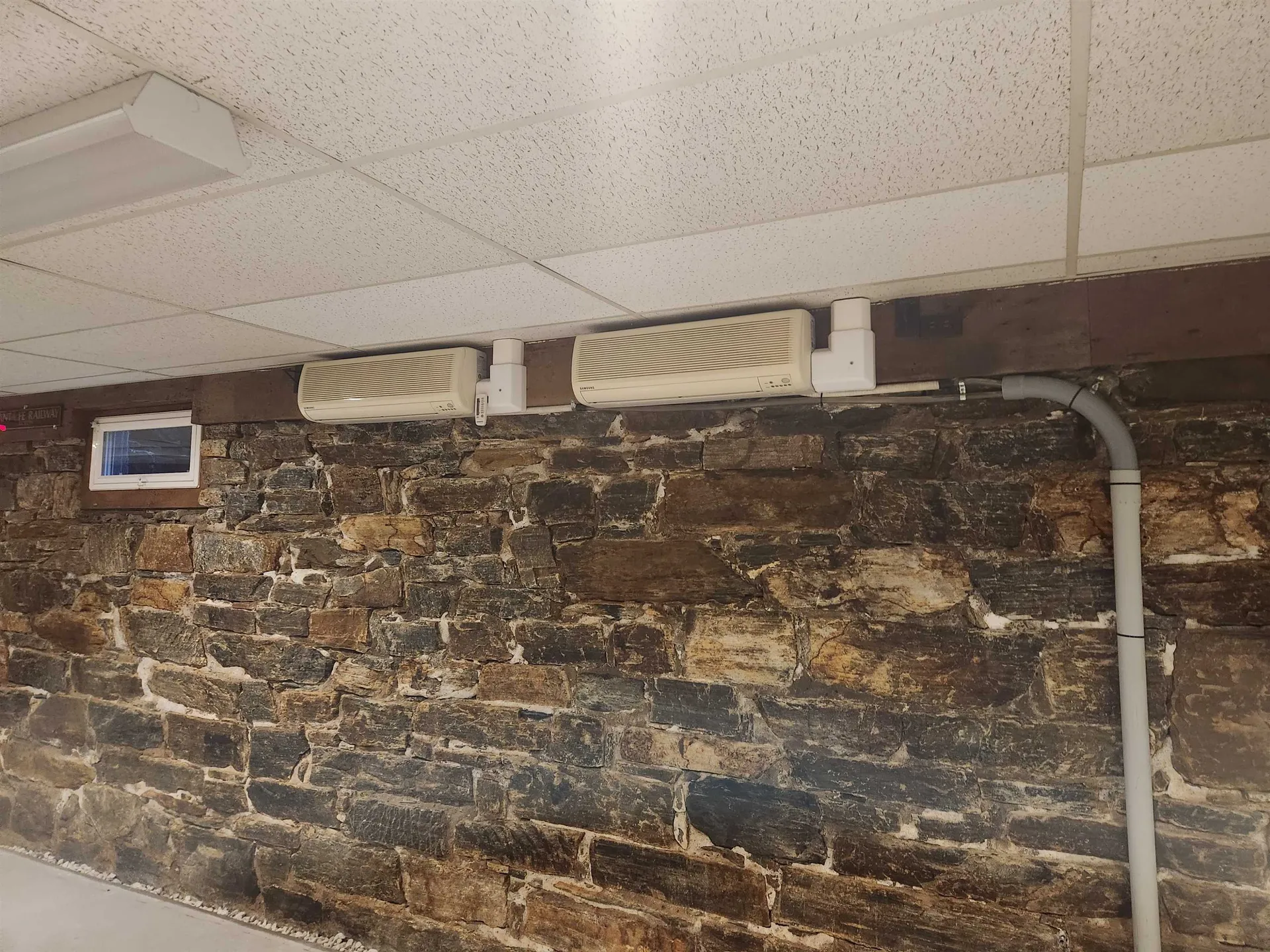 12 Plains Road Claremont NH 03743